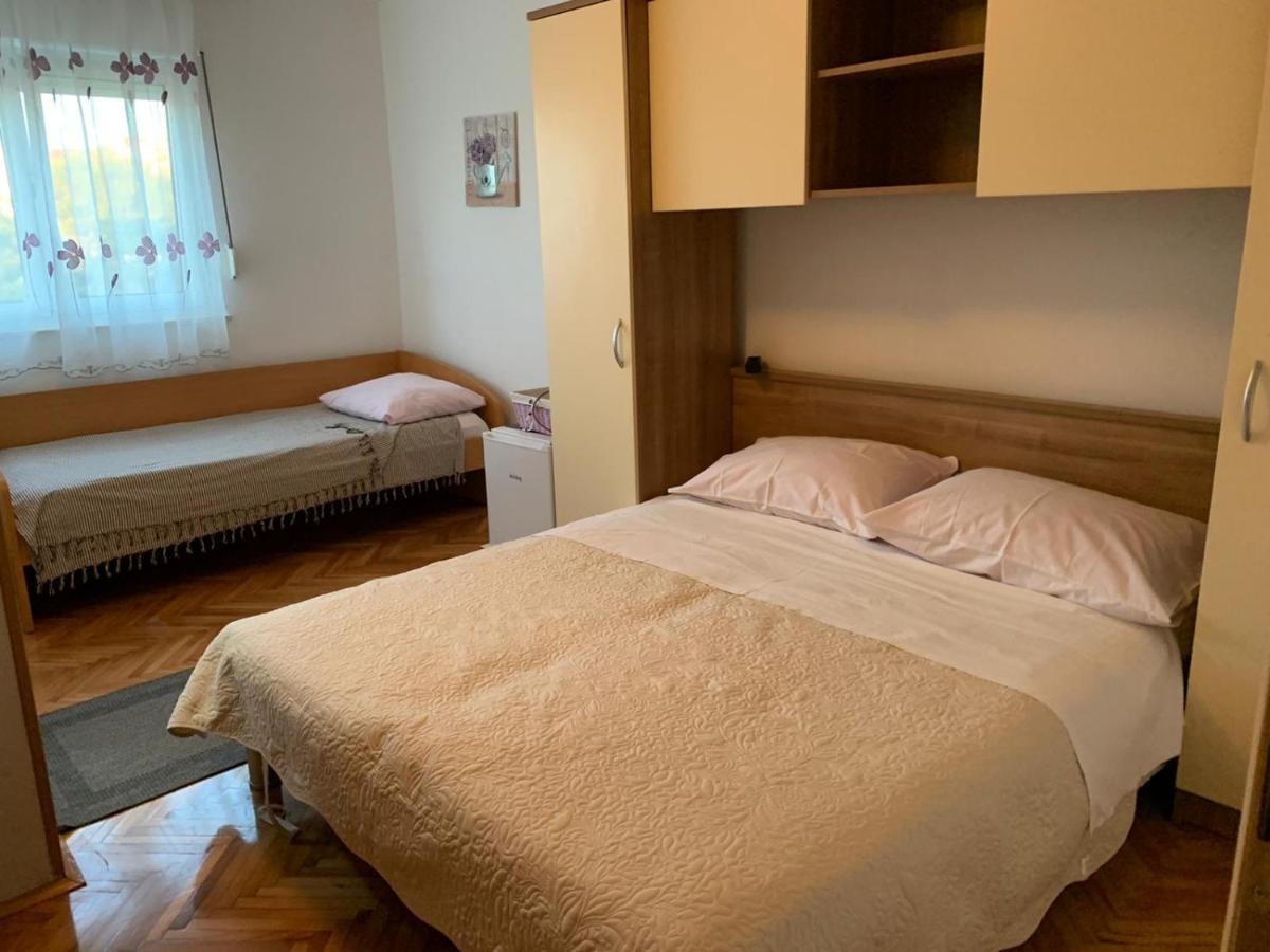 Apartmani Kardum Brodarica Brodarica  Room photo